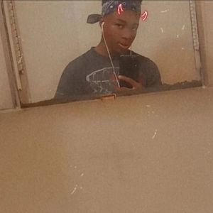 Meet your Posher, Omar